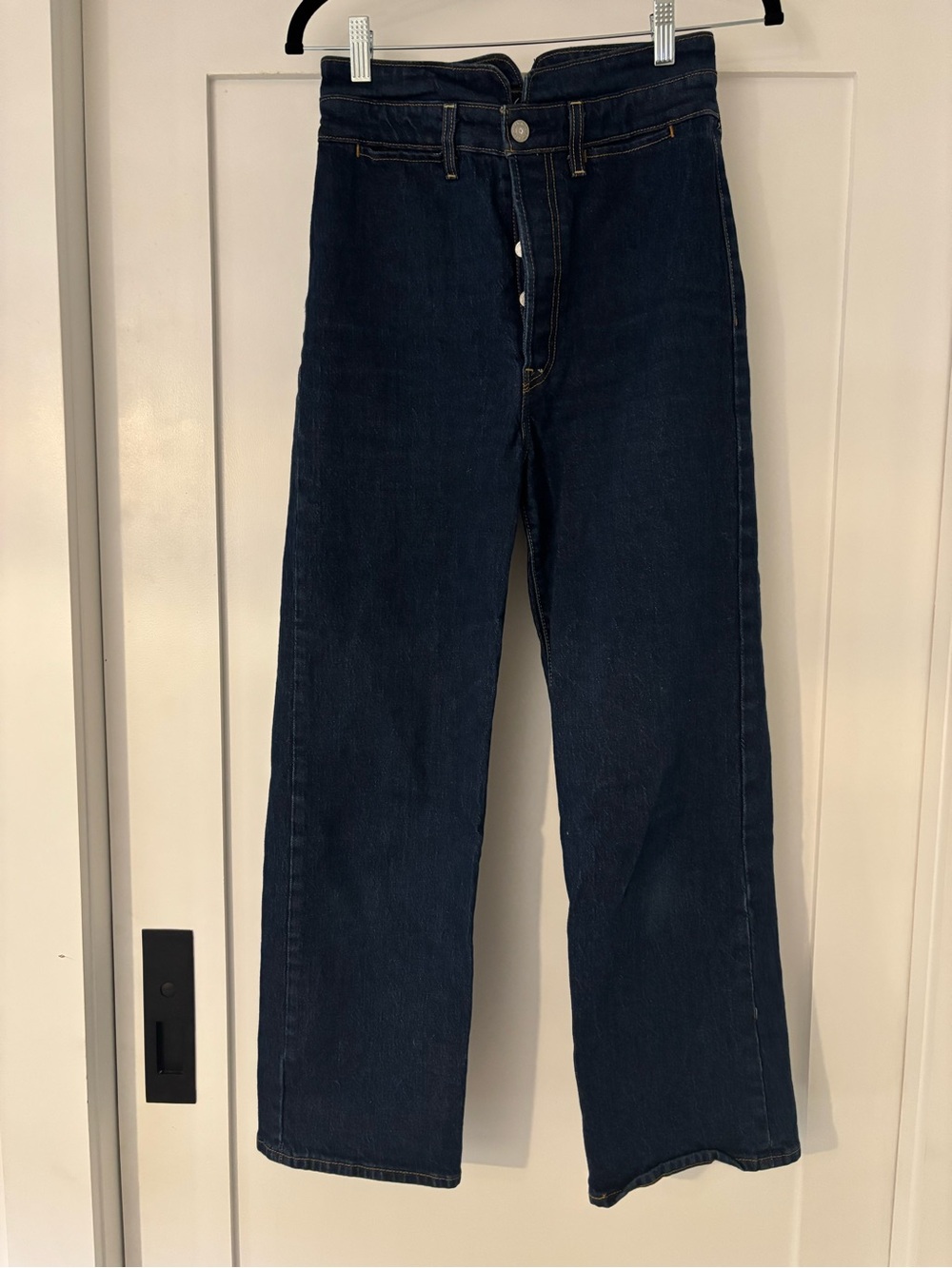 Levi’s Premium Ribcage Straight Leg Jeans